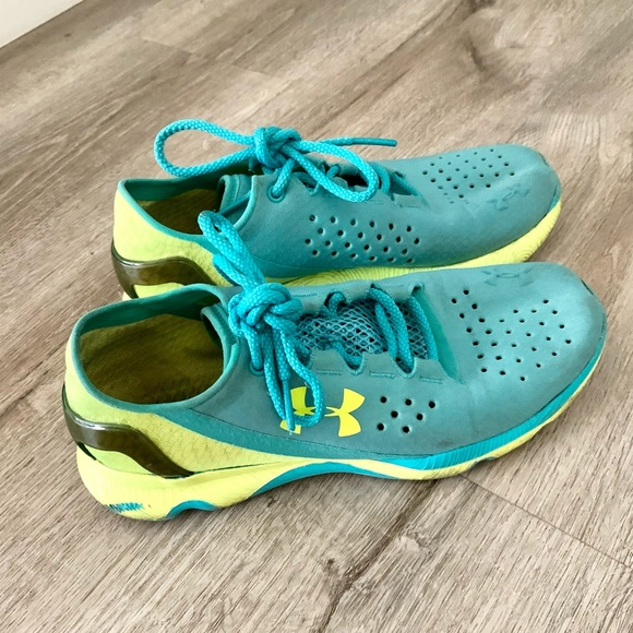 Under Amour lightweight running shoes size 6.5 - Picture 1 of 8